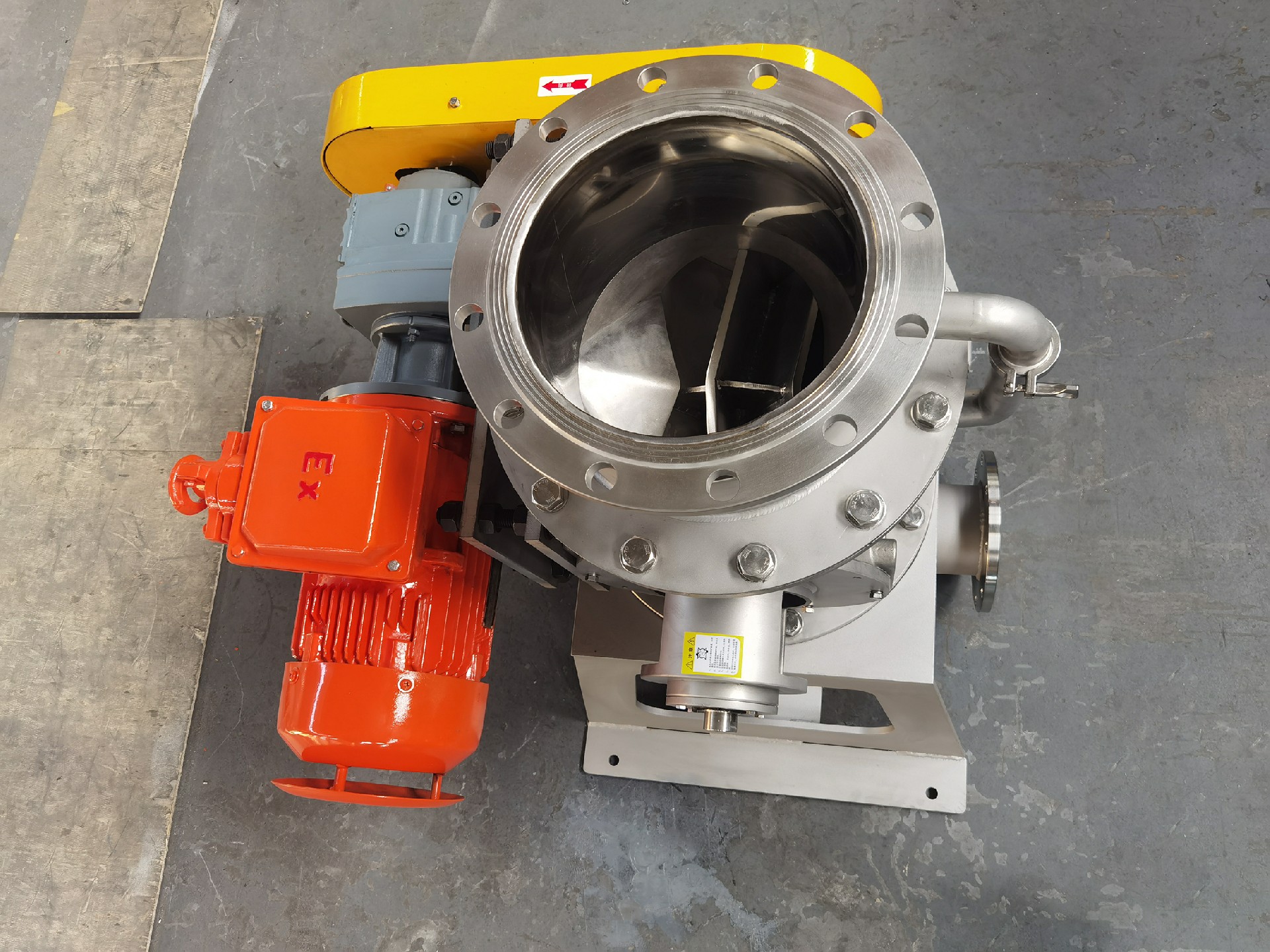 5.14 DN300 旋转阀均压斗 1台-3.jpg